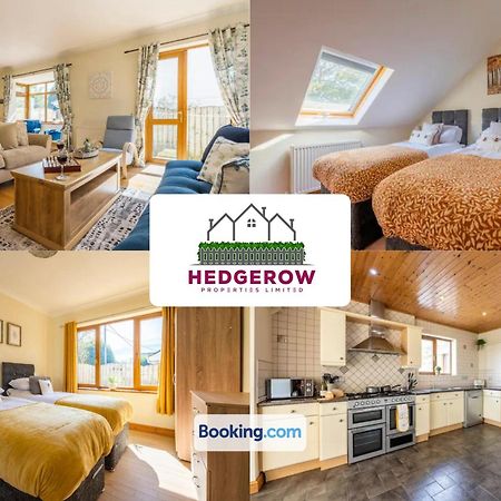 Truro Hedgerow Haven: Spacious 5-Bedroom Retreat Exterior photo